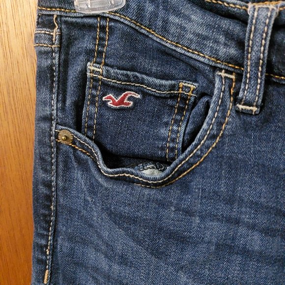 Hollister Jeans Socal Stretch Size 7 Regular - Picture 3 of 6